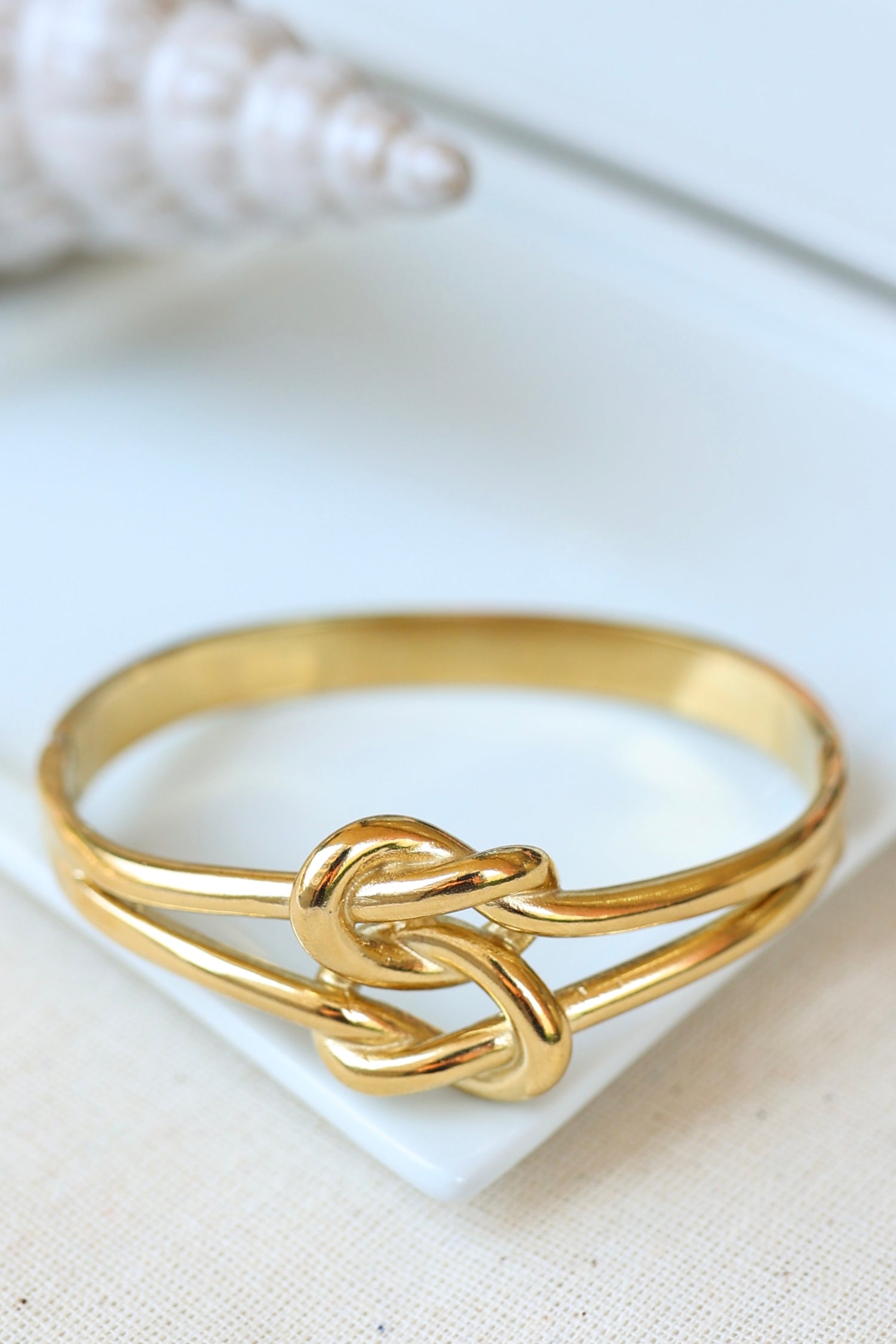 Infinity Knot Çelik Kelepçe