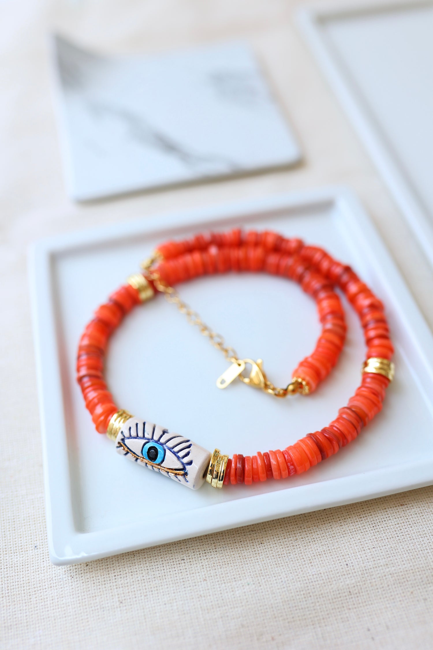 Coral Evil Eye  seramik uçlu Kolye